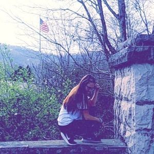 Meet your Posher, Leeann